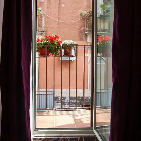 شقة La Casetta In Centro By Sicily In
